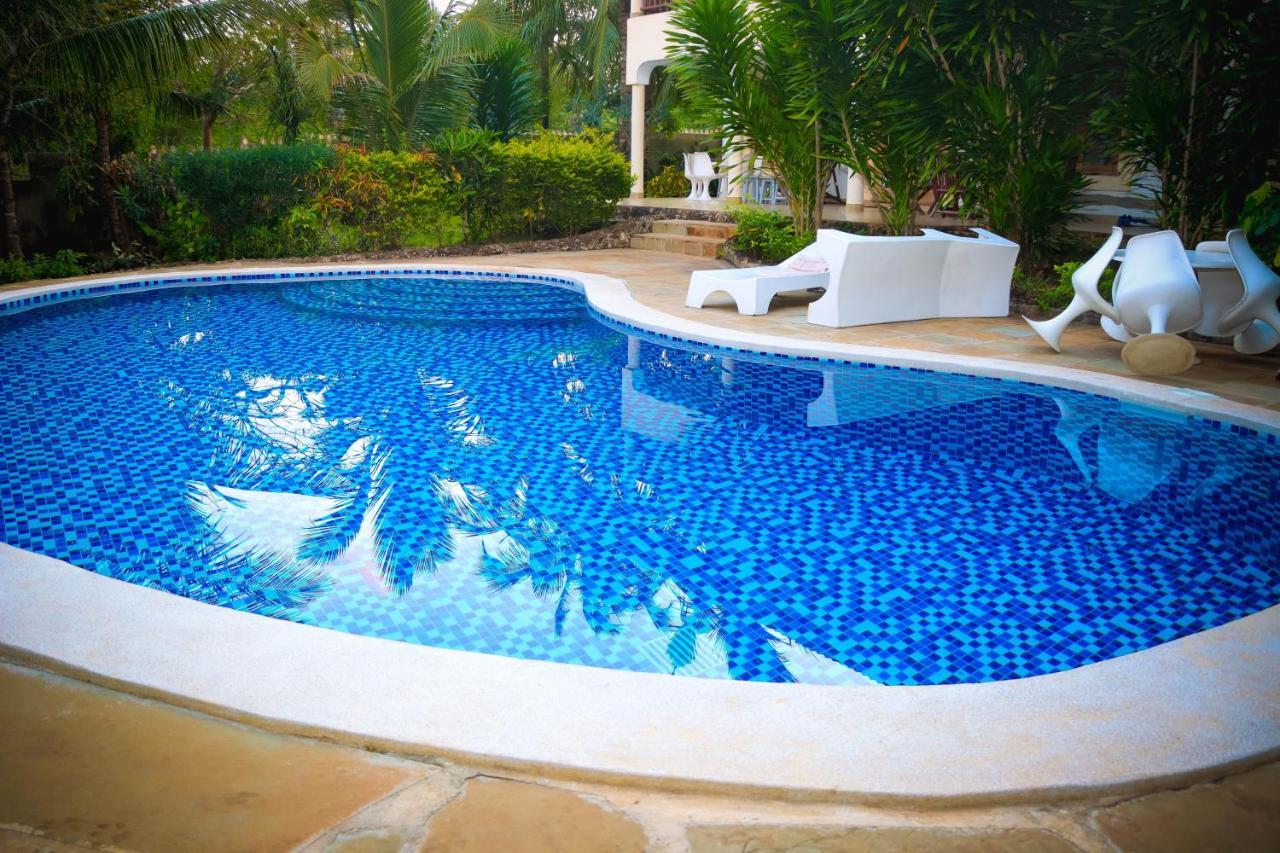 V-Szameitat Homes Praia de Diani Exterior foto