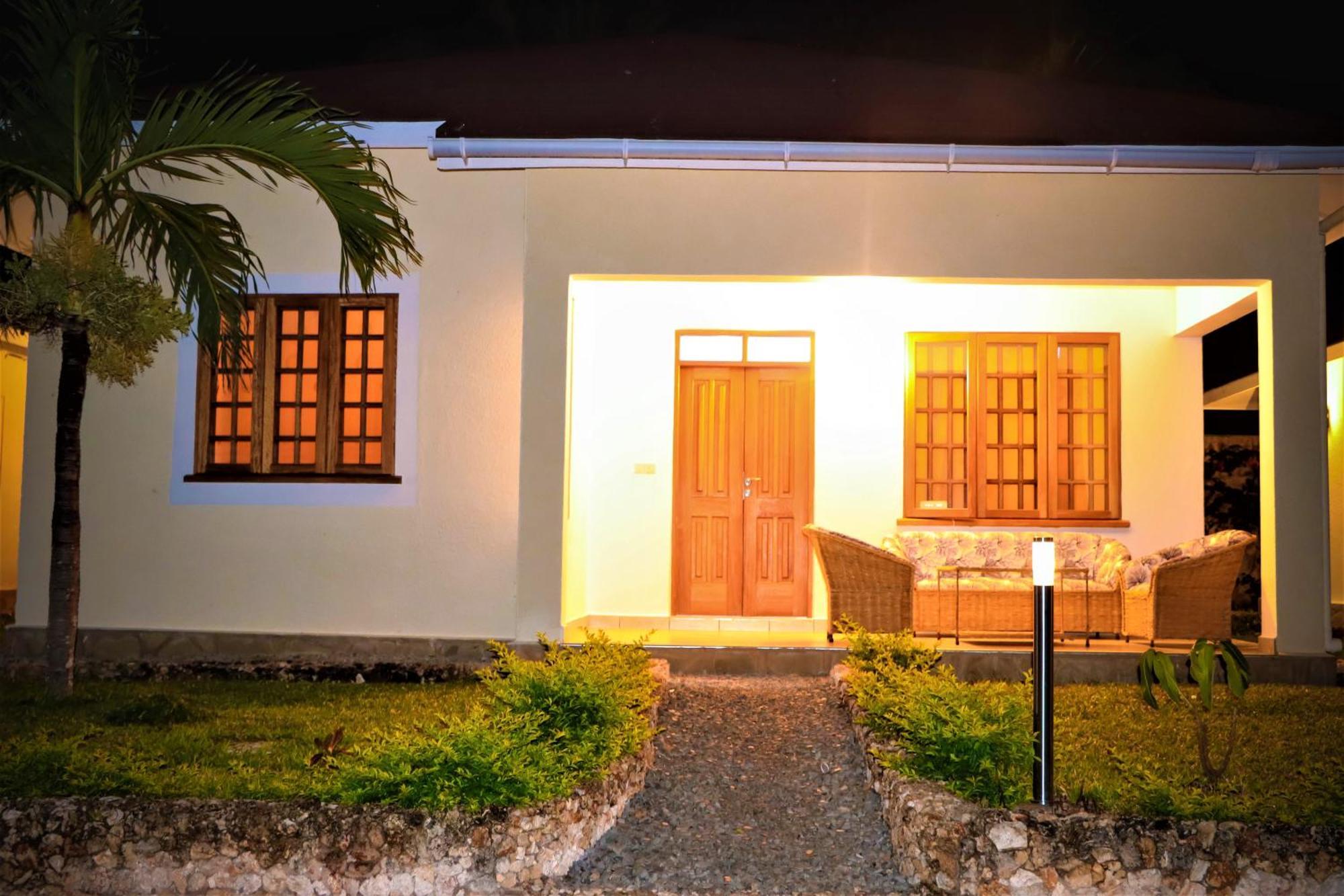 V-Szameitat Homes Praia de Diani Exterior foto